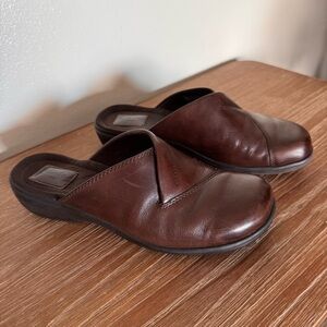 Collections by Clarks Women Soft Cushion Patty Tayna Leather Mule Size 10M Brown